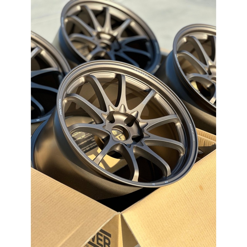 Volk Racing CE28N-Plus 18×10.5 +34 5×112 Blast Bronze (SET)