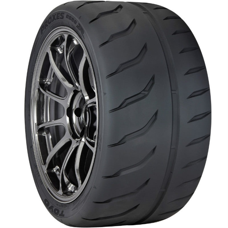 Toyo Proxes R888R Tire – 235/50ZR15 94W
