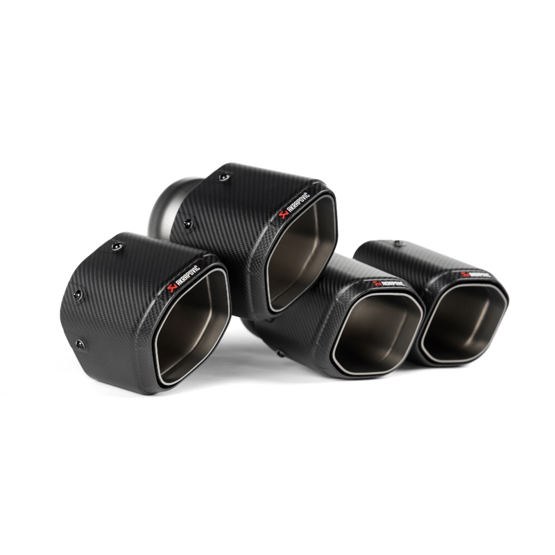 Akrapovic 2024+ BMW M5 (G90) Carbon Fiber Tail Pipe Set