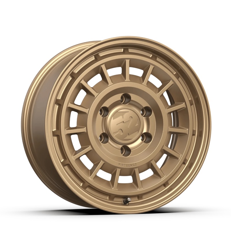 fifteen52 Alpen HD 17″ 6×139.7 Desert Bronze