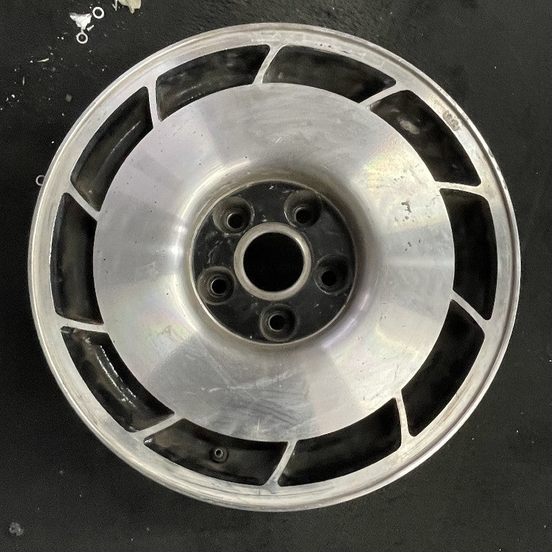 16″ CORVETTE 84-85 16×8.5 frt R. Original OEM Wheel Rim